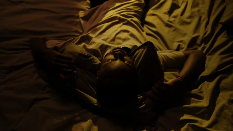 Quand le sommeil ne vient pas, le réflexe du tube de granules
